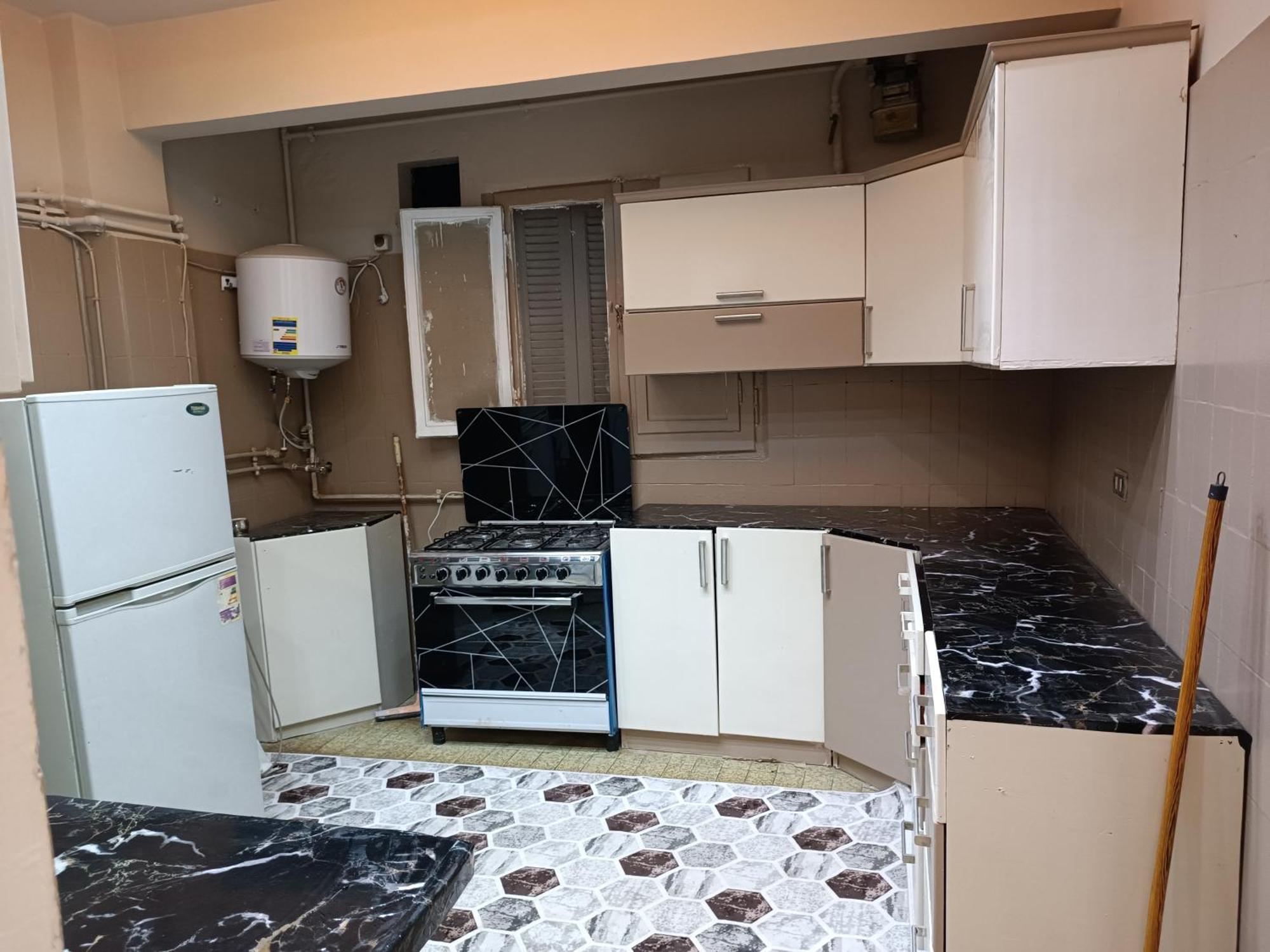 Apartment شقه مفروشه للايجار متفرع من أحمد فخري Cairo